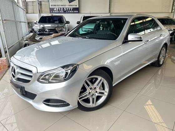 MERCEDES-BENZ E 400 3.0 V6 AVANTGARDE BITURBO GASOLINA 4P AUTOMÁTICO